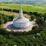 Ce se ascunde în spatele monumentului de la Adamclisi